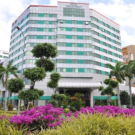 Tang Dynasty Hotel Kota Kinabalu Exteriör bild