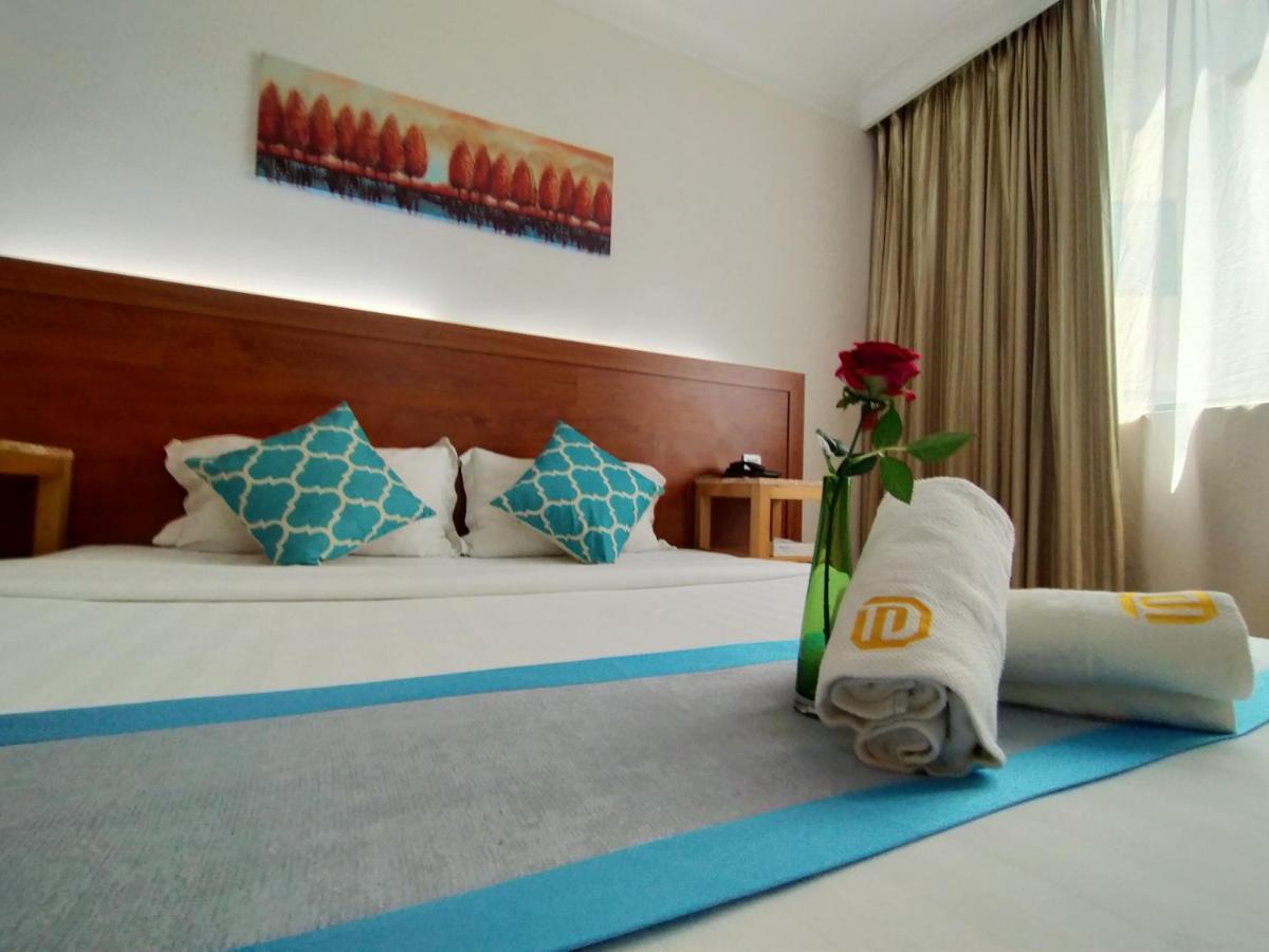 Tang Dynasty Hotel Kota Kinabalu Exteriör bild